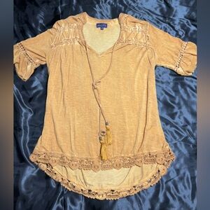 Women’s Boutique Shirt